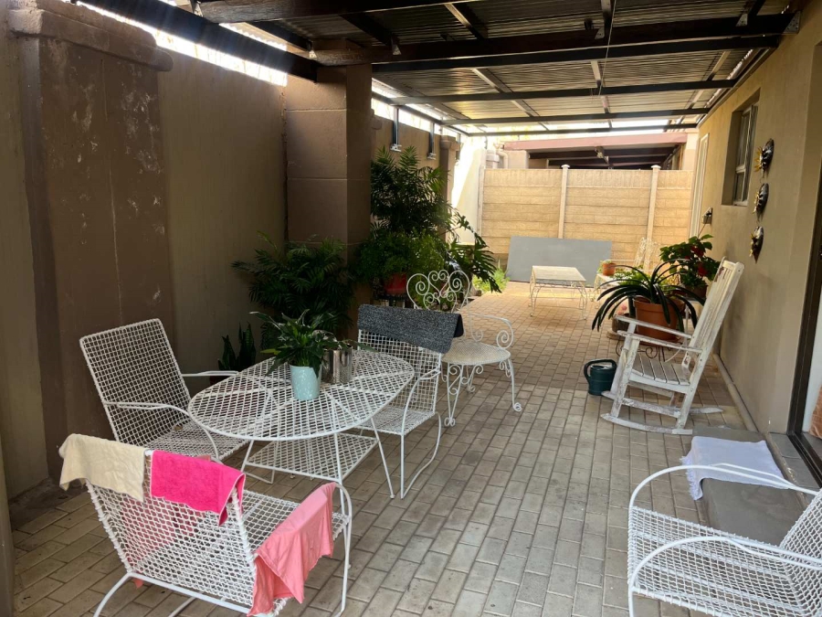 3 Bedroom Property for Sale in Olyfvenhoudtsdrift Northern Cape